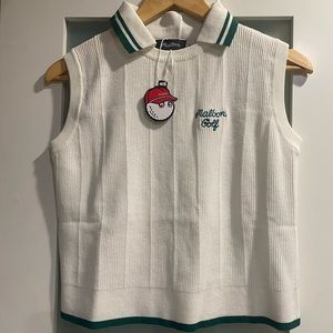 Malbon Korean women golf vest white w green trimming small nwt